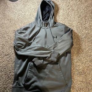 Men’s hoodie size medium